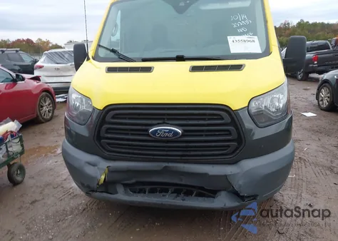 2017 Ford Transit-250 z USA, uszkodzony, nr VIN 1FTYR2CM9HKA57977